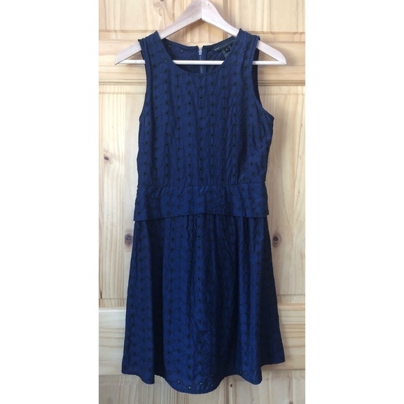 𝅺MARC by Marc Jacobs sleeveless eyelet dress size 0 - Picture 1 of 7